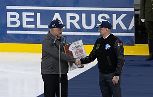 Дмитрий Демидов поздравил ХК «Витебск» с победой в Евро-Азиатском Кубке Дружбы