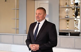 Поздравляем с днём рождения директора СУ «Витебский хоккейный клуб» Руслана Анатольевича Солодкина